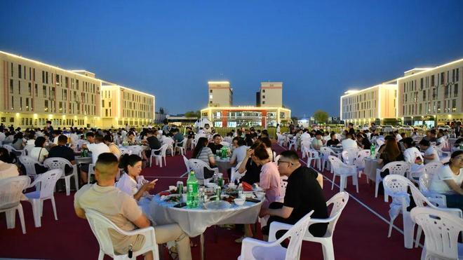 现场丨上海乒乓球嘉年华收官，认真才是业余赛场的“必杀技”