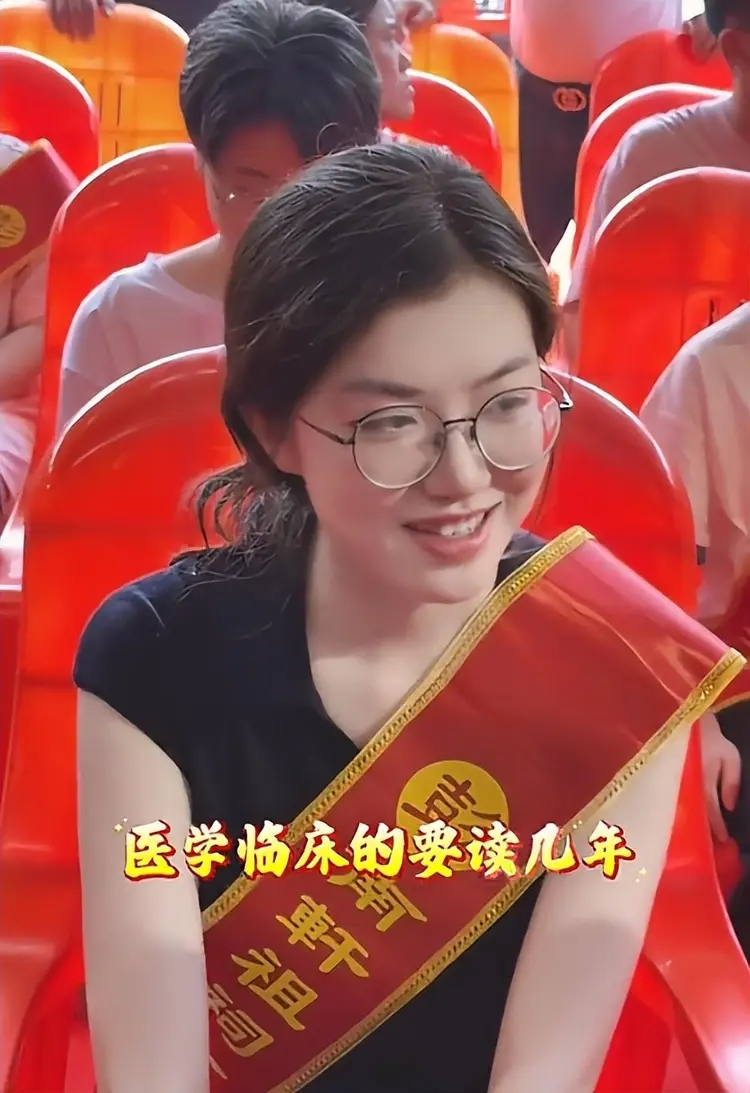 李金羽：2014年我曾发微博让梅西多跑一点，后来被两万多人骂