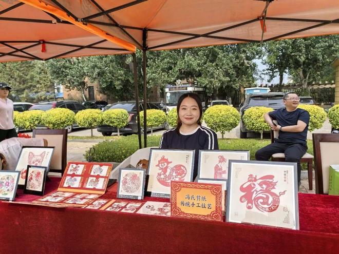 宗馥莉真没料到，身为哇哈哈的正牌千金，竟被父亲小21岁情人算计