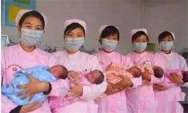 中国男篮大换血!两大核心全部缺席,徐杰张镇麟迎来出头机会