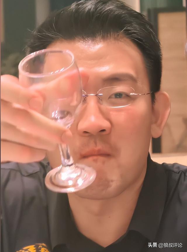 乒乓球的问题，可能不在于饭圈化