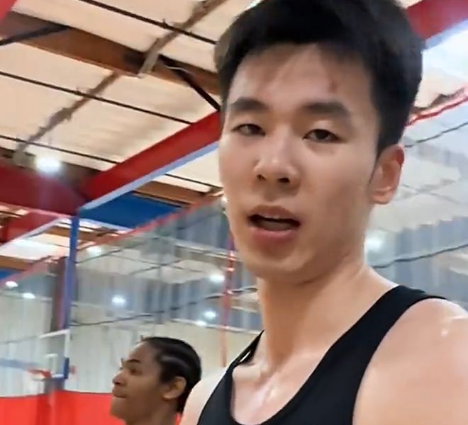 周继红也没想到,被她开除的田亮,如今竟靠18岁女儿赢回所有体面