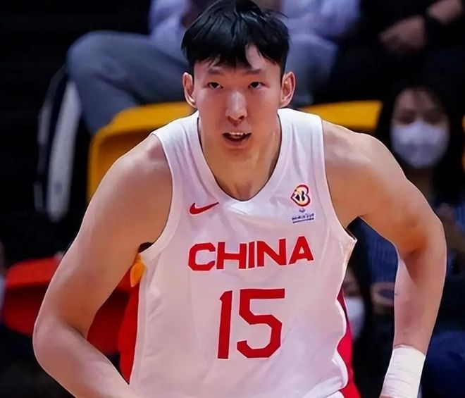 小威复出首胜:44岁仍抬手就是193公里一发,WTA的女孩们怕了吗?