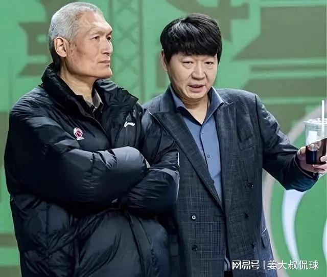 解气！“摸腚女”2000粉新号又被秒封，小作文起号也被全网打击