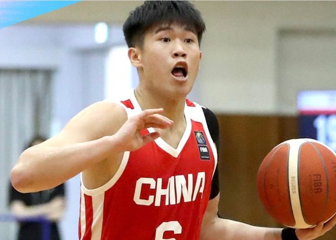 中国篮协通报:虚报年龄,李沂泽等被禁赛三年